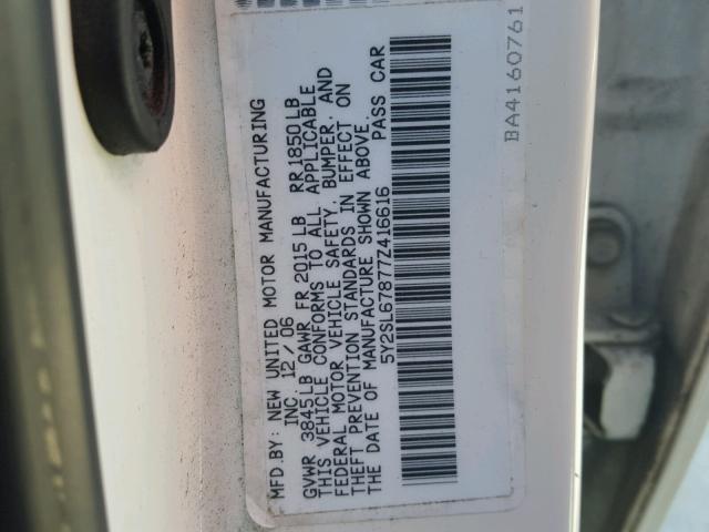 5Y2SL67877Z416616 - 2007 PONTIAC VIBE WHITE photo 10