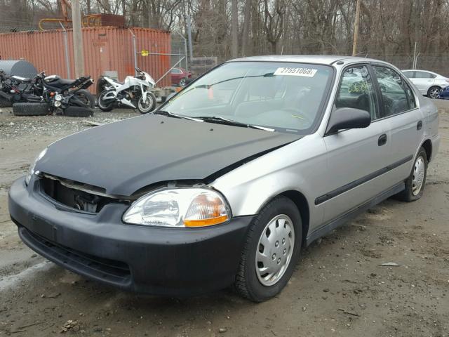 2HGEJ6678WH603357 - 1998 HONDA CIVIC LX SILVER photo 2