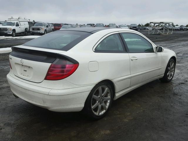 WDBRN64J84A586606 - 2004 MERCEDES-BENZ C 320 SPOR WHITE photo 4