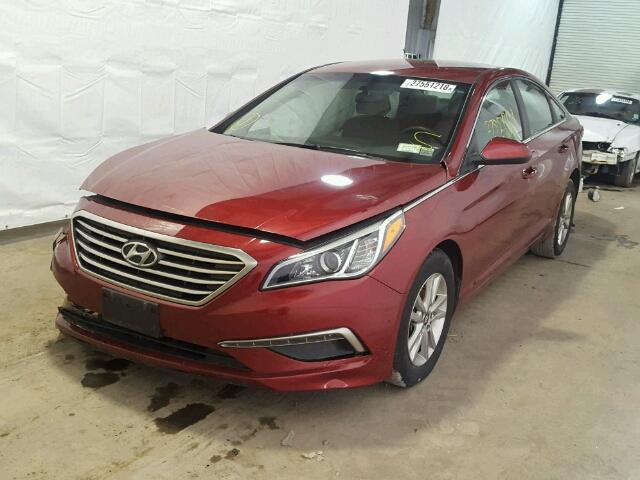 5NPE24AF7FH038640 - 2015 HYUNDAI SONATA SE RED photo 2