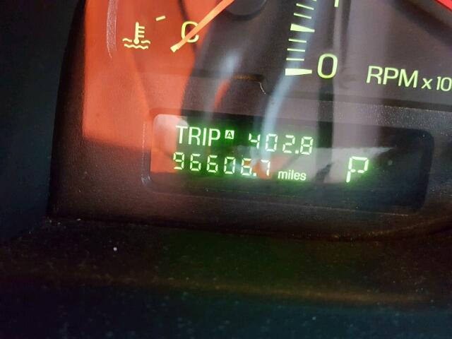 1LNHM86SX2Y665065 - 2002 LINCOLN LS 白色 照片 8