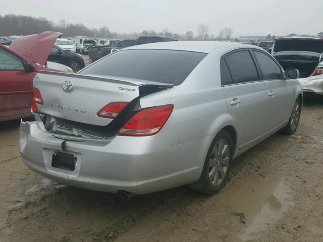 4T1BK36BX6U079736 - 2006 TOYOTA AVALON XL SILVER photo 4