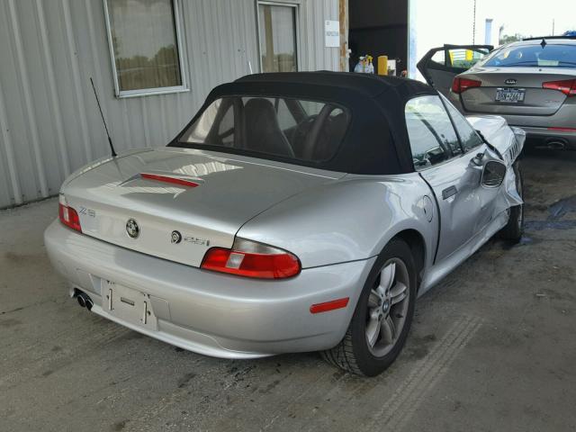 4USCN33402LK52406 - 2002 BMW Z3 2.5 SILVER photo 4