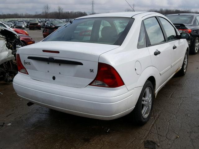 1FAFP34P61W300760 - 2001 FORD FOCUS SE WHITE photo 4