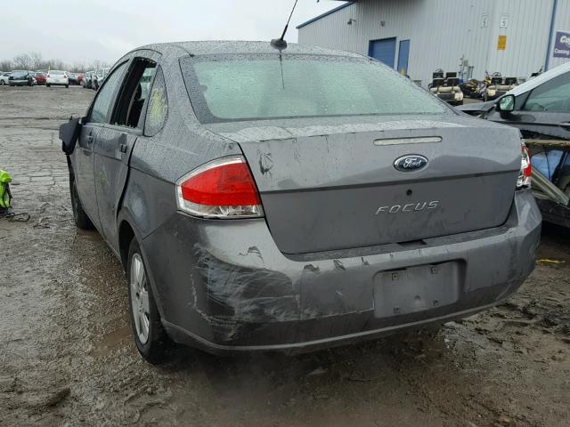 1FAHP34N69W210964 - 2009 FORD FOCUS S GRAY photo 3