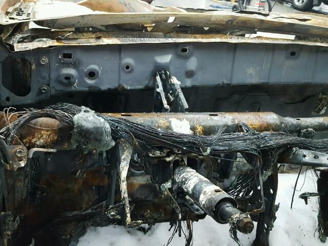 3TMCZ5AN8HM048414 - 2017 TOYOTA TACOMA DOU BURN photo 8