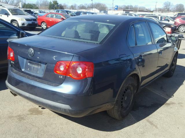 3VWPG71K56M800752 - 2006 VOLKSWAGEN JETTA VALU GRAY photo 4