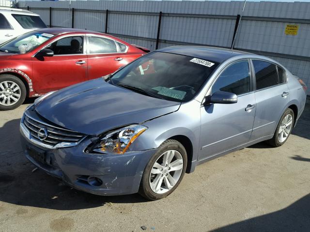 1N4BL2APXAN541364 - 2010 NISSAN ALTIMA SR BLUE photo 2