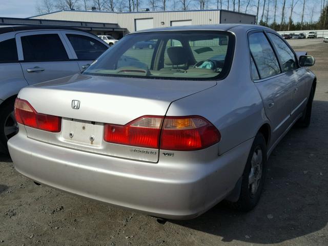 1HGCG1652WA010454 - 1998 HONDA ACCORD EX SILVER photo 4