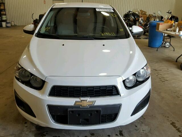 1G1JA6SH4C4219511 - 2012 CHEVROLET SONIC LS WHITE photo 9