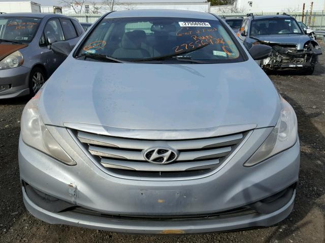 5NPEB4ACXEH820225 - 2014 HYUNDAI SONATA GLS BLUE photo 9