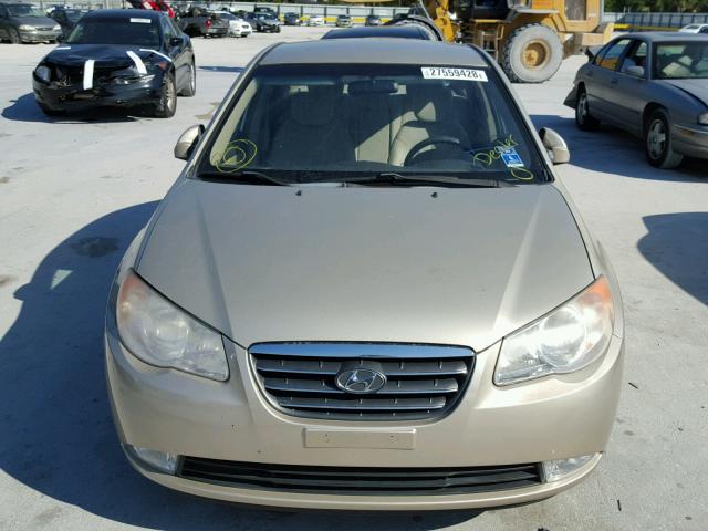 KMHDU46D67U235587 - 2007 HYUNDAI ELANTRA GL GOLD photo 9