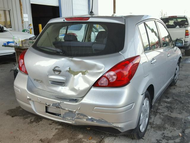 3N1BC13E37L431980 - 2007 NISSAN VERSA S GRAY photo 4