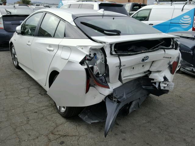 JTDKARFU5G3015901 - 2016 TOYOTA PRIUS WHITE photo 3