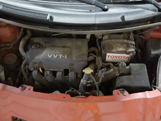 JTDJT923275103148 - 2007 TOYOTA YARIS ORANGE photo 7