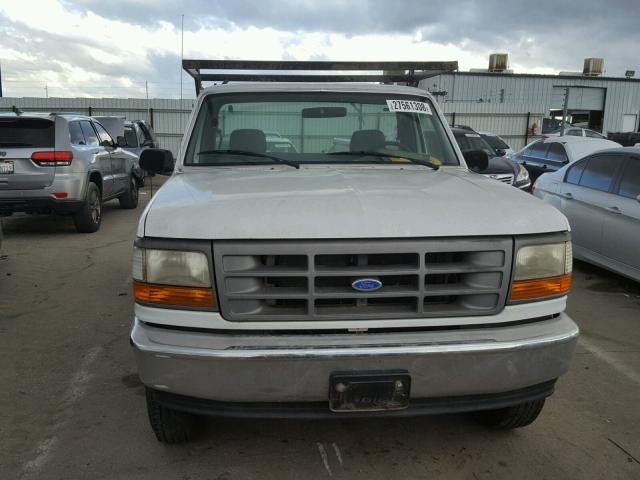 1FTEF25HXRLB65029 - 1994 FORD F250 WHITE photo 9