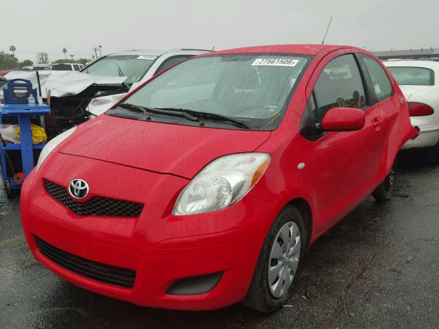 JTDJT4K32A5319012 - 2010 TOYOTA YARIS RED photo 2