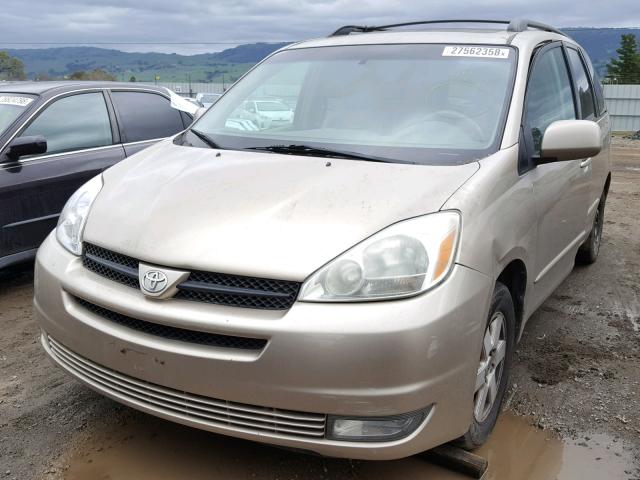 5TDZA22CX4S137067 - 2004 TOYOTA SIENNA XLE TAN photo 2