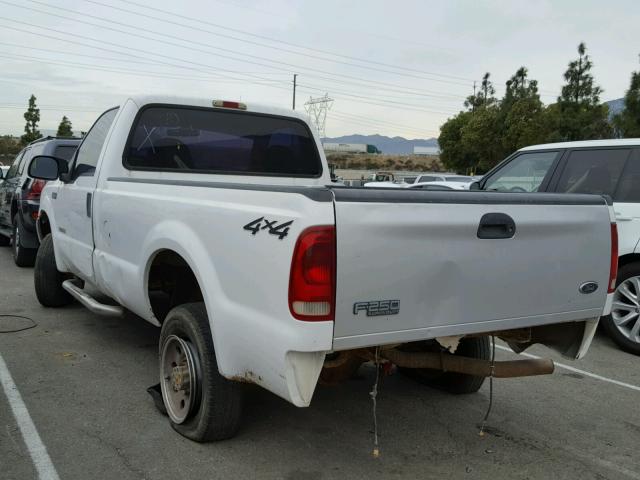 1FTNF21P14EB94722 - 2004 FORD F250 SUPER WHITE photo 3