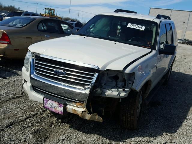 1FMEU73E98UA89349 - 2008 FORD EXPLORER X WHITE photo 2