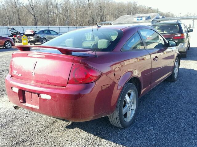 1G2AL18F377113697 - 2007 PONTIAC G5 RED photo 4