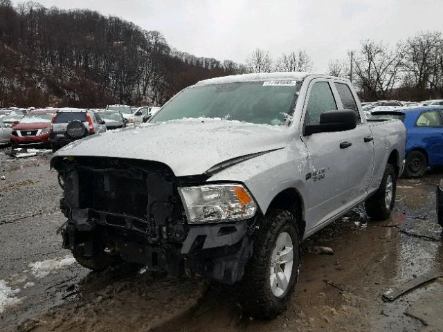 1C6RR7FT0GS360205 - 2016 RAM 1500 ST SILVER photo 2