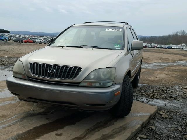 JT6HF10UXY0152767 - 2000 LEXUS RX 300 BEIGE photo 2