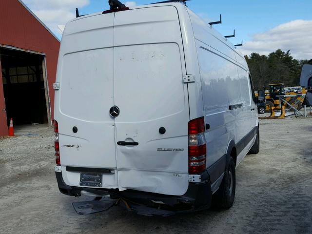 WD3PE8DD8GP183851 - 2016 MERCEDES-BENZ SPRINTER 2 WHITE photo 4