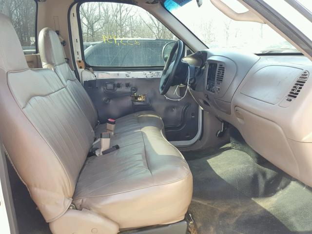 1FTDF17W4VNA64679 - 1997 FORD F150 WHITE photo 5