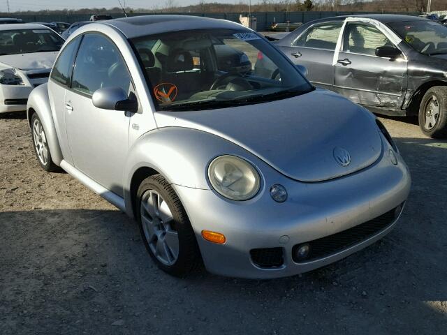 3VWFE21C92M439601 - 2002 VOLKSWAGEN NEW BEETLE 银色 照片 1