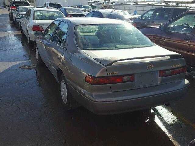 4T1BG22K2XU461889 - 1999 TOYOTA CAMRY CE TAN photo 3