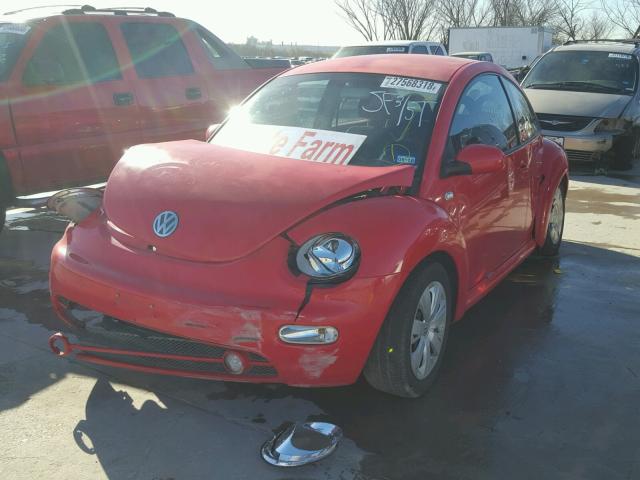 3VWCB21C61M463929 - 2001 VOLKSWAGEN NEW BEETLE RED photo 2