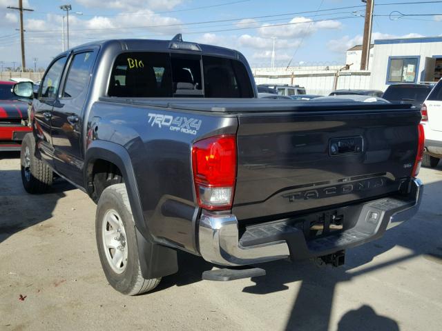 3TMCZ5AN5HM089261 - 2017 TOYOTA TACOMA DOU GRAY photo 3