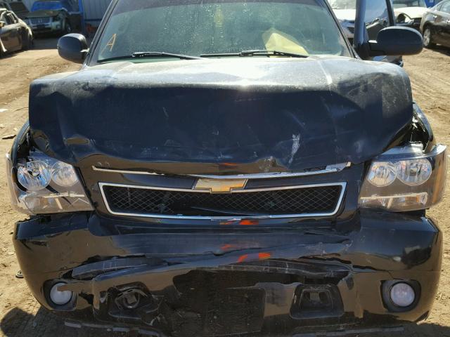 1GNFK13097R106966 - 2007 CHEVROLET TAHOE K150 BLACK photo 7