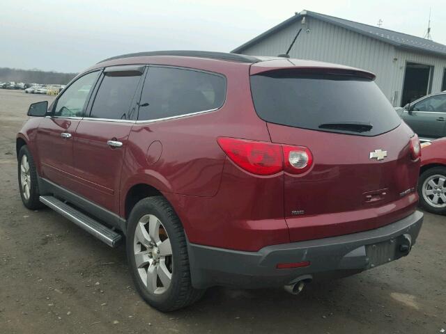 1GNKVGED0BJ323211 - 2011 CHEVROLET TRAVERSE L RED photo 3