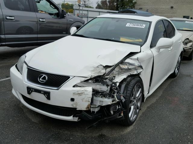 JTHBE262X65002508 - 2006 LEXUS IS 350 WHITE photo 2