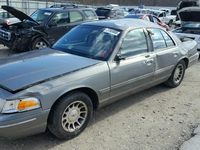 2FAFP74W3XX236625 - 1999 FORD CROWN VICT GRAY photo 9