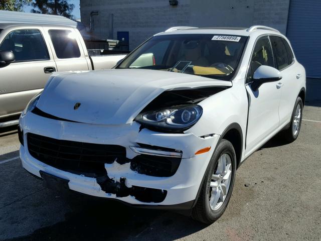 WP1AA2A29GKA37509 - 2016 PORSCHE CAYENNE WHITE photo 2