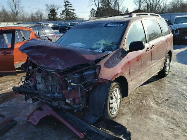 5TDZK23CX9S272665 - 2009 TOYOTA SIENNA CE MAROON photo 2