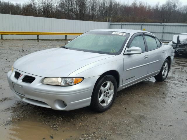 1G2WK52J32F235570 - 2002 PONTIAC GRAND PRIX SILVER photo 2