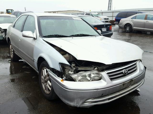 JT2BG22K2Y0505430 - 2000 TOYOTA CAMRY CE SILVER photo 1