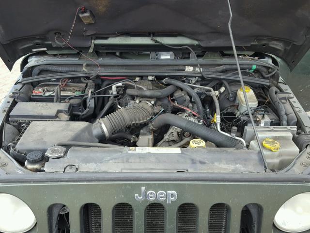 1J4FA24147L103561 - 2007 JEEP WRANGLER X GREEN photo 7