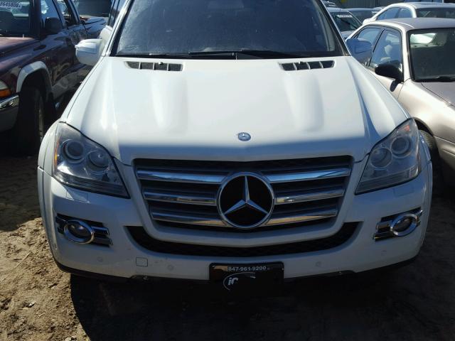 4JGBF86E89A510768 - 2009 MERCEDES-BENZ GL 550 4MA SILVER photo 7