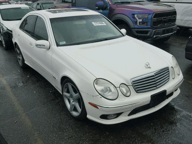 WDBUF70J55A672766 - 2005 MERCEDES-BENZ E 500 WHITE photo 1