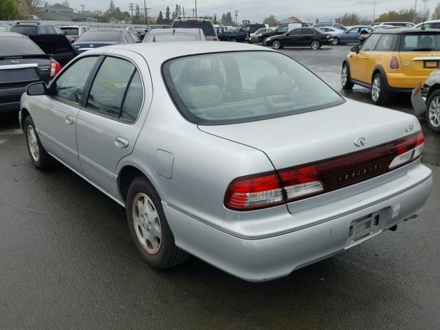 JNKCA21A7XT759037 - 1999 INFINITI I30 SILVER photo 3