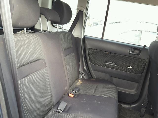 JTLKT324350190695 - 2005 TOYOTA SCION XB BLUE photo 6