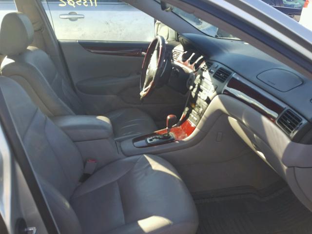 JTHBF30GX36003087 - 2003 LEXUS ES 300 GRAY photo 5