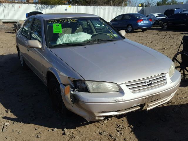 4T1BG22K5XU912815 - 1999 TOYOTA CAMRY CE GOLD photo 1