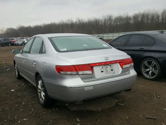 KMHFC46F97A173665 - 2007 HYUNDAI AZERA SE SILVER photo 3