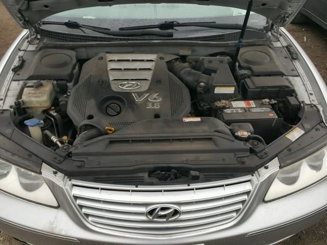 KMHFC46F97A173665 - 2007 HYUNDAI AZERA SE SILVER photo 7